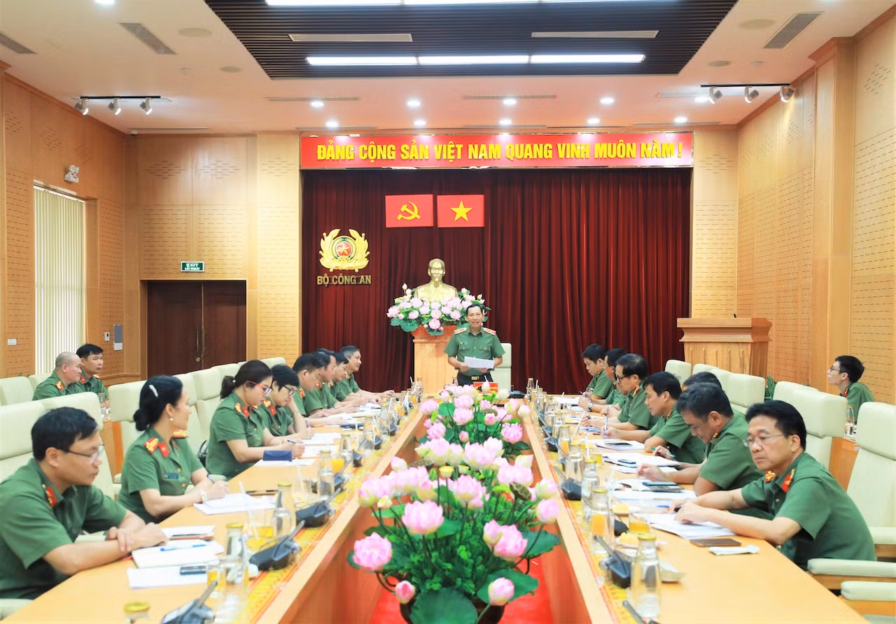 Tổ chức các hoạt động kỷ niệm 75 năm Tổ chức Ngày truyền thống lực lượng Hậu cần - Kỹ thuật CAND đảm bảo thiết thực, có ý nghĩa giáo dục sâu sắc -0