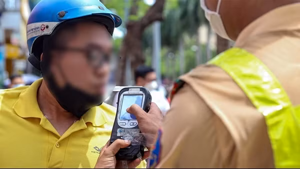 CSGT xử phạt hơn 24.000 "ma men"