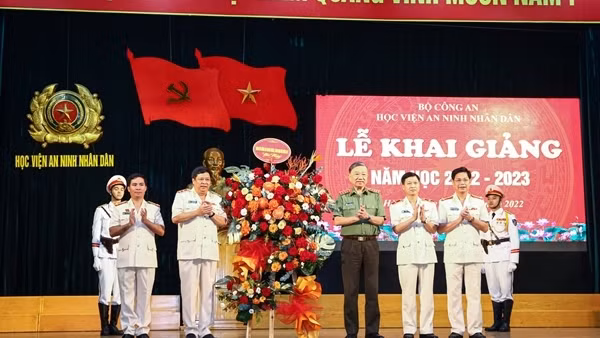 Bộ trưởng Tô Lâm dự lễ khai giảng năm học mới tại Học viện ANND