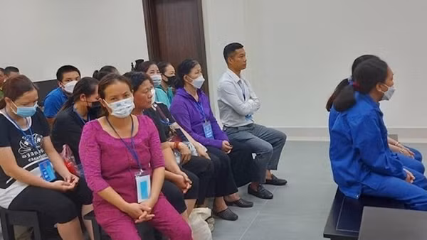 Nhiều ngân hàng mất tiền tỷ vì nữ giáo viên lừa đảo