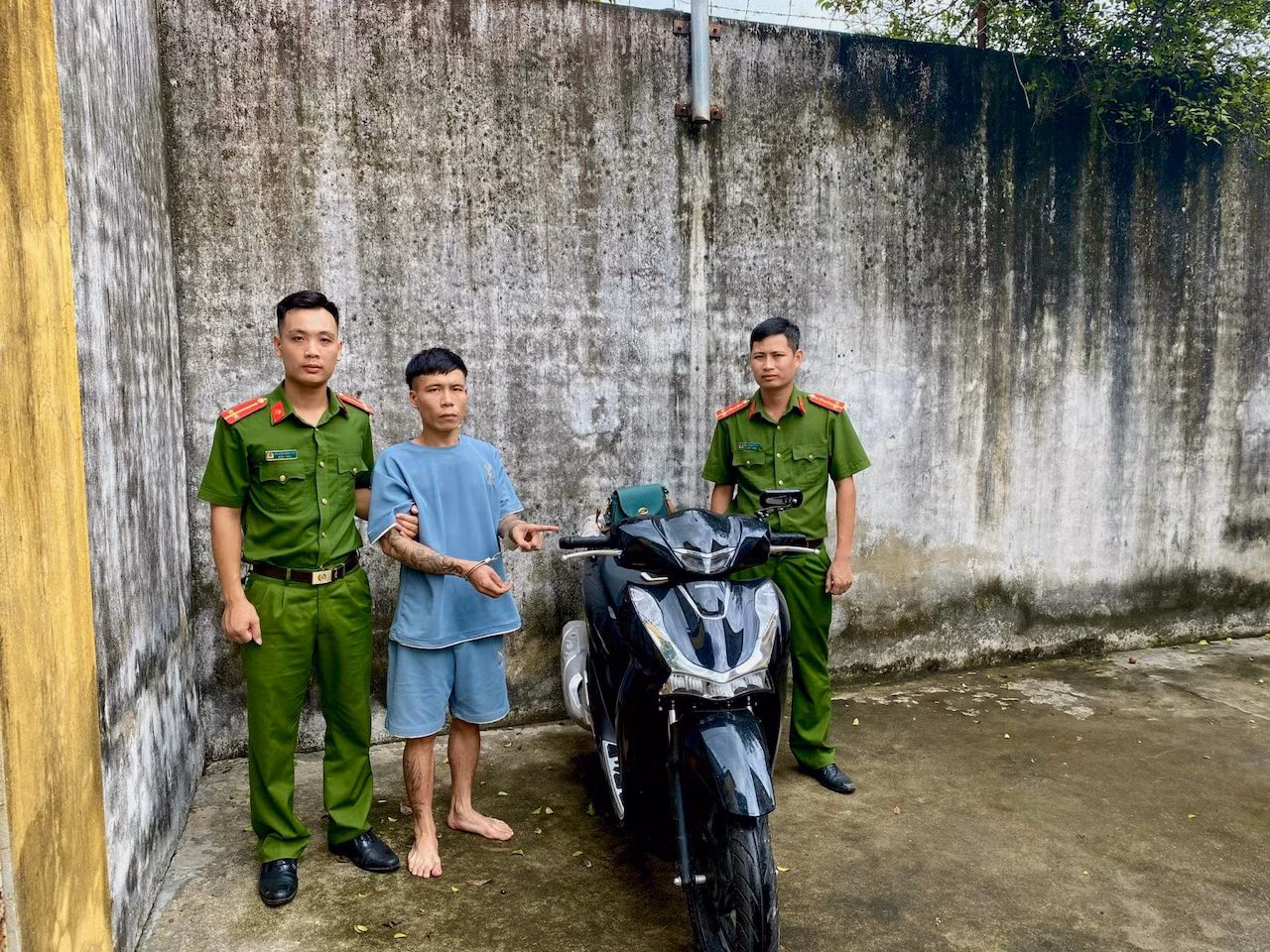 Đối tượng 4 tiền án trộm cắp tài sản của “người tình” trong nhà nghỉ -0
