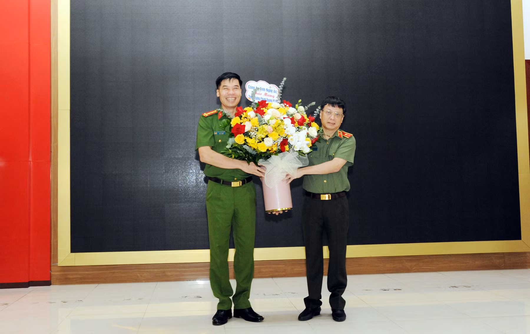 Báo CAND về Khu di tích Kim Liên dâng hương, báo công với Bác -0