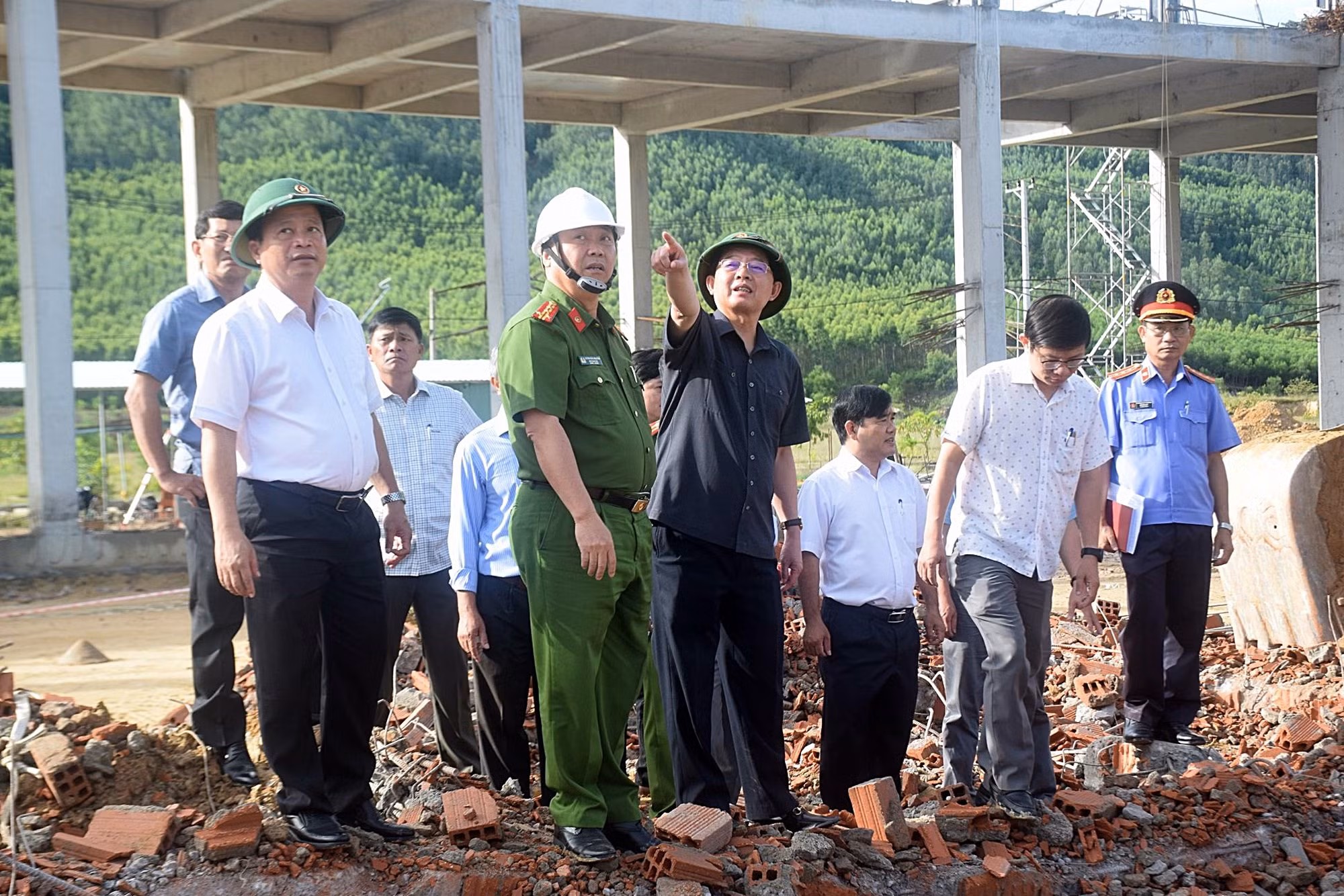 Củng cố hồ sơ khởi tố vụ sập tường đang thi công khiến 5 người tử vong -0