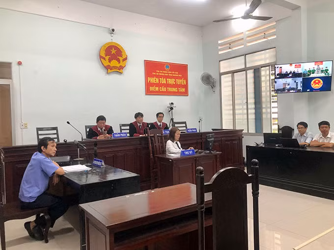 Lần đầu tiên TAND tỉnh Khánh Hòa xử án trực tuyến -0