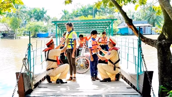 Vì bình yên sông nước Bạc Liêu