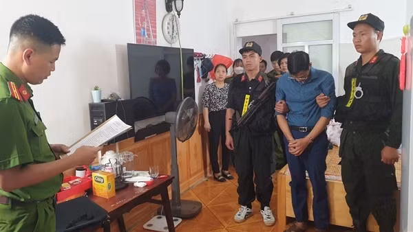 Bắt Phó Trưởng phòng Tài chính kế hoạch TP Điện Biên Phủ “ăn” đất sân bay