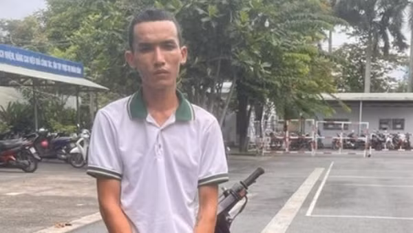 Thông tin mới qua lời khai của kẻ mua súng để cướp các cửa hàng tiện lợi