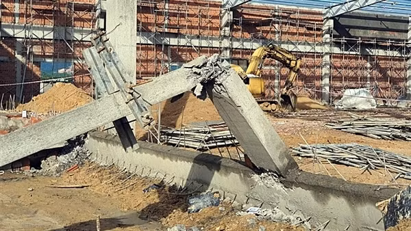 Khởi tố vụ sập tường đang thi công khiến 5 người tử vong