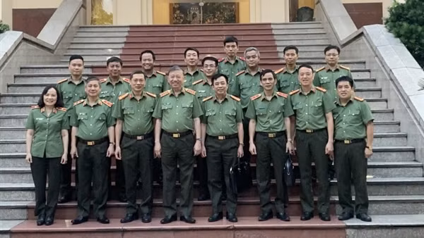 Phát triển Bệnh viện 19-8 trở thành bệnh viện mũi nhọn của y tế CAND