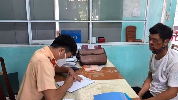 Đưa xe trộm cắp đi bán thì gây tai nạn giao thông