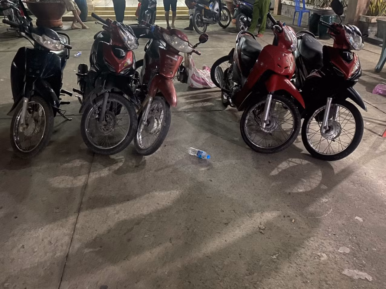 Băng nhóm gây ra hàng loạt vụ 