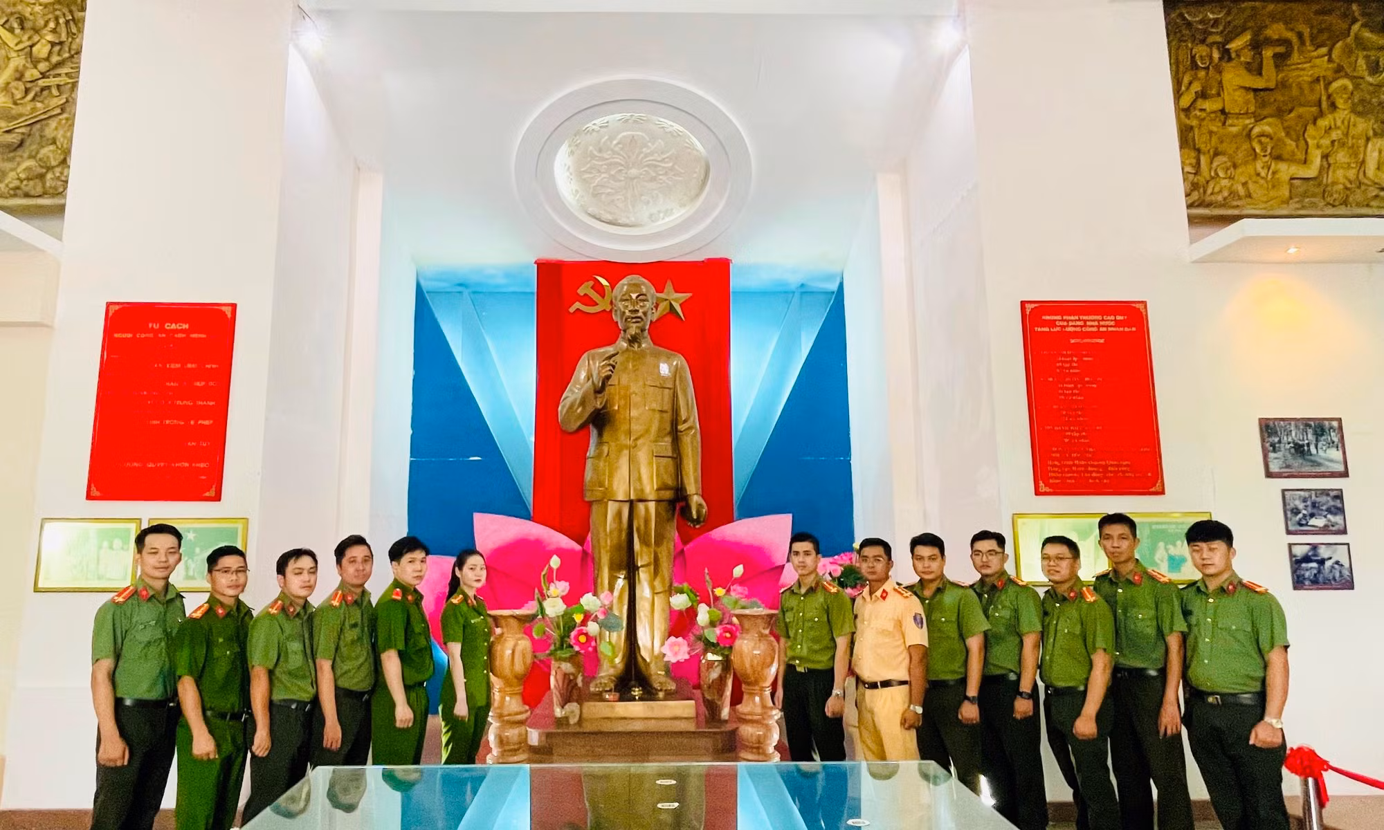“Theo dấu chân những người anh hùng” về với Căn cứ Trung ương Cục miền Nam huyền thoại -0
