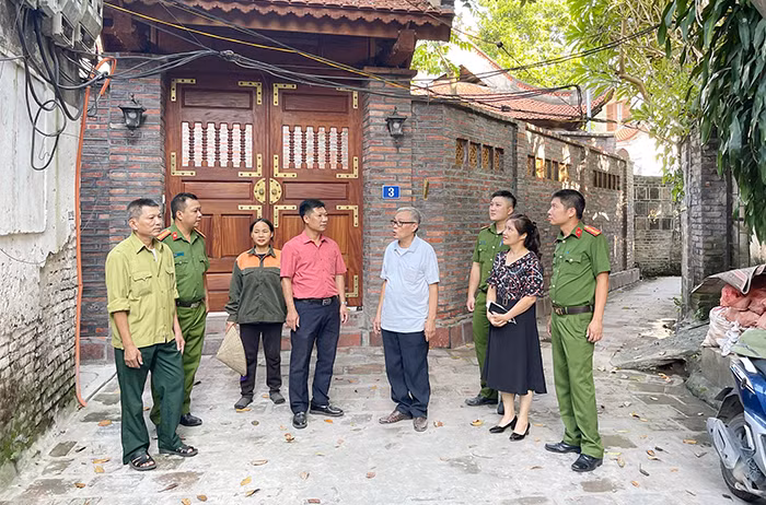 Dấu ấn công an xã ở một làng nghề nổi tiếng -0