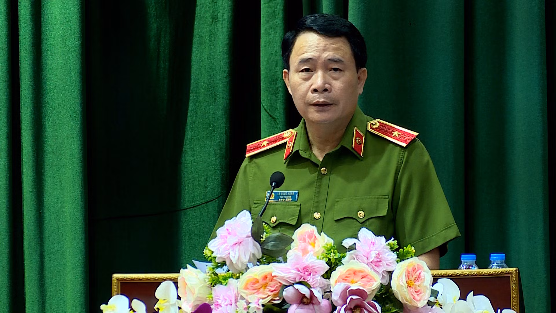 Sẽ đưa người được đặc xá về nơi cư trú an toàn -0