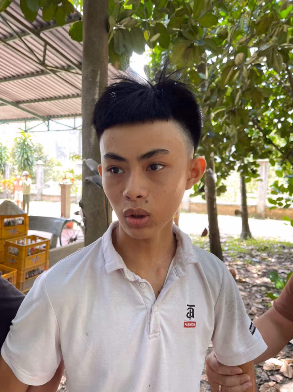 Bắt đối tượng đâm chết người đàn ông trước sân nhà -0