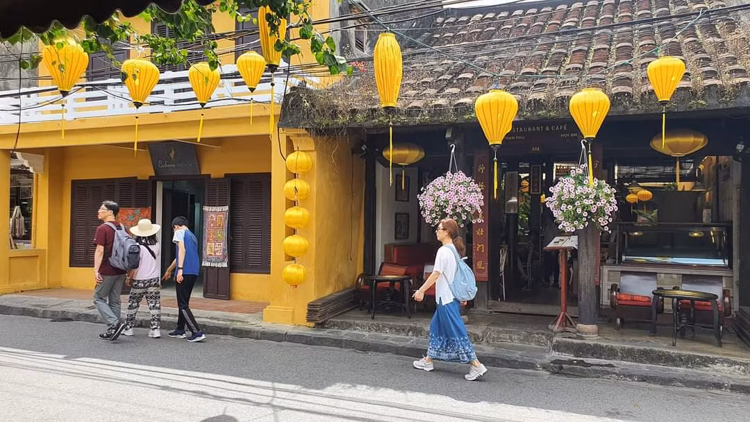 Sau hơn 30 ngày không phát sinh F0 cộng đồng, Hội An cho phép hàng quán hoạt động trở lại -0