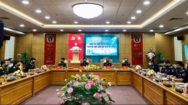 Cảnh sát biển Việt Nam và Trung Quốc tuần tra liên hợp trên Vịnh Bắc Bộ ảnh 3