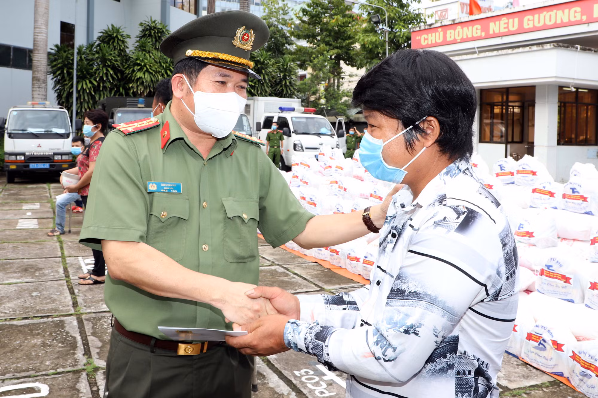 Công an An Giang tiếp sức người hoàn lương vượt qua khó khăn trong đại dịch -0