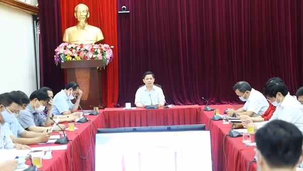 Bộ trưởng Bộ Giao thông vận tải làm Tổ trưởng Tổ công tác đặc biệt thúc đẩy giải ngân vốn đầu tư công