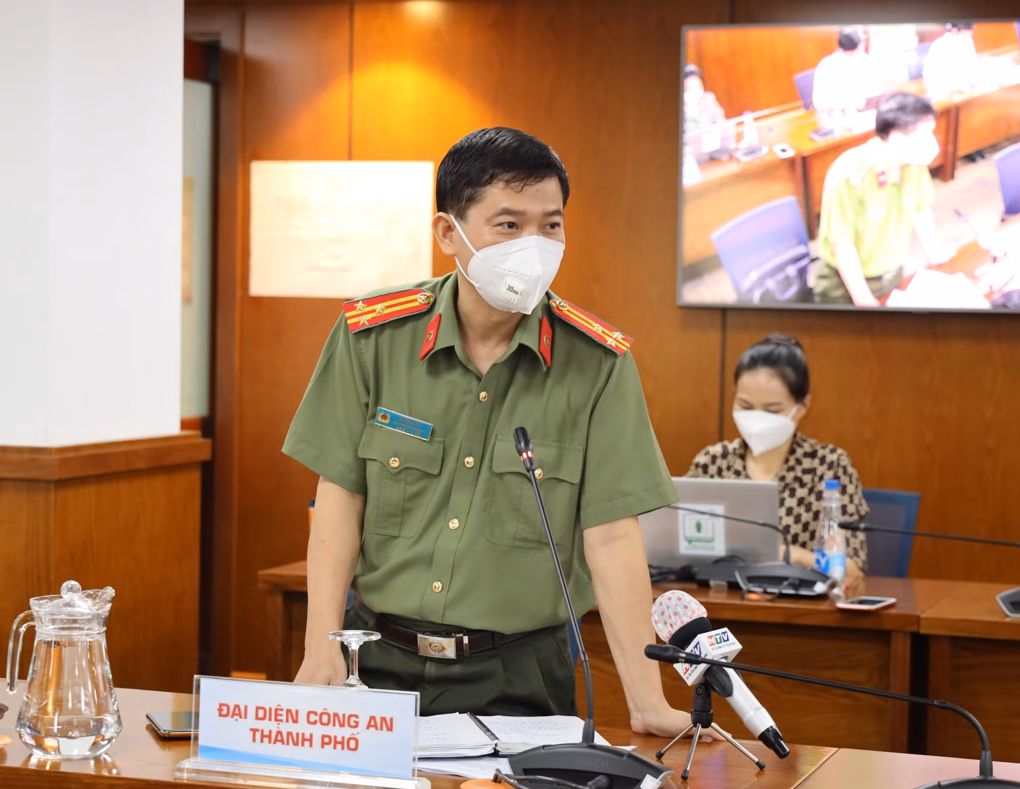 Người dân TP Hồ Chí Minh không cần đổi giấy đi đường sau ngày 6/9 -0