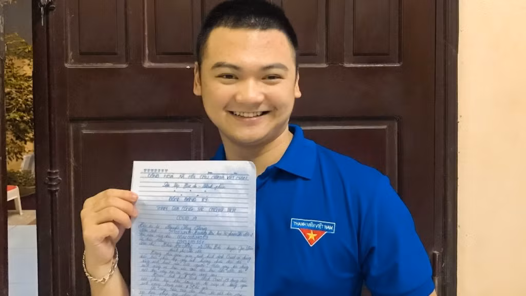 Những lá đơn tình nguyện kể chuyện -0