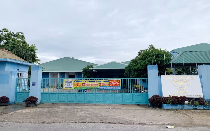Dịch COVID-19 diễn biến phức tạp trong khu công nghiệp và các khu dân cư tại Quảng Ngãi -0