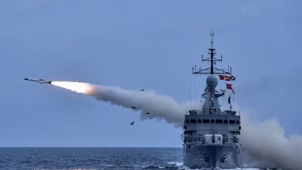 CSIS: Trung Quốc đầu tư hàng trăm tàu có thể "vừa đánh cá vừa chiến đấu" trên Biển Đông ảnh 4