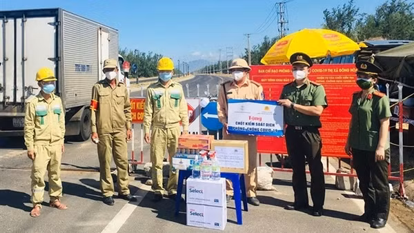 Dấu ấn đẹp từ chiến dịch “Hành quân xanh” của tuổi trẻ Công an Phú Yên