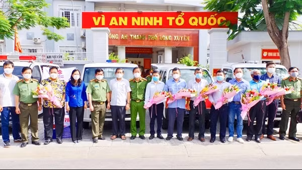 Công an TP Long Xuyên triển khai “Xe hỗ trợ y tế và cấp cứu người bị TNGT”