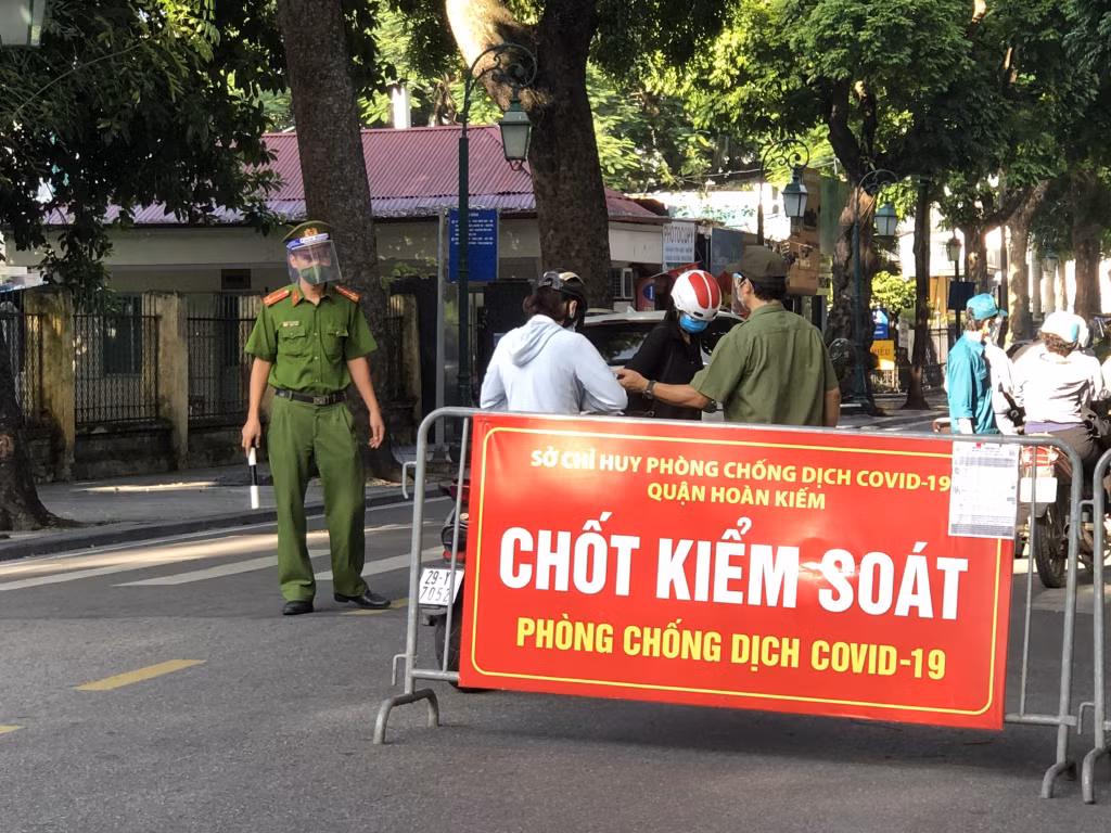 Sở GTVT Hà Nội: Hướng dẫn người dân và doanh nghiệp các thủ tục cấp giấy đi đường trong vùng 1 -0