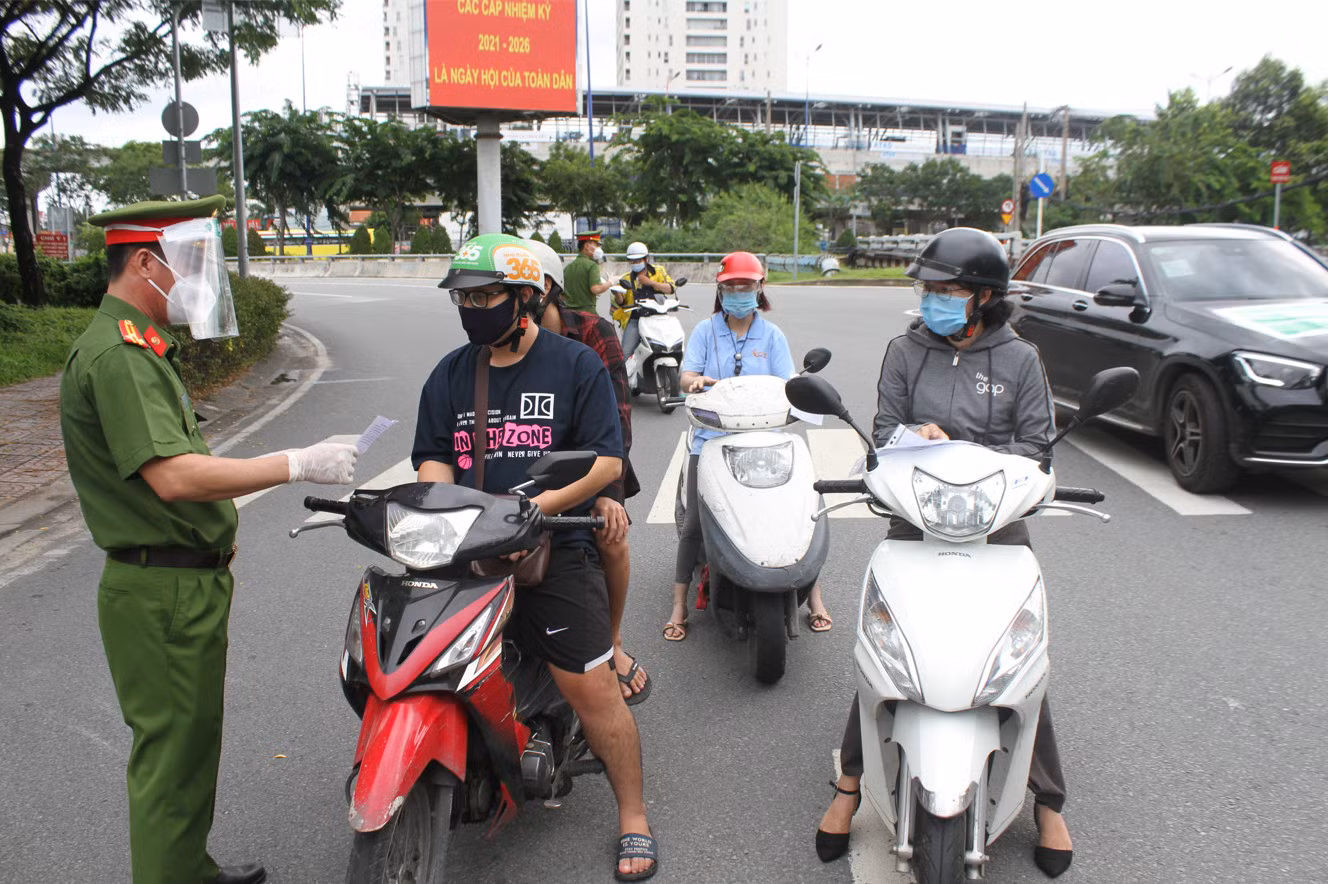 Thông tin trên mạng về sống chung với COVID-19 kể từ ngày 15/9 là sai sự thật -0