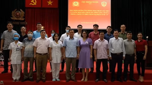 Chung tay làm sạch biển Đà Nẵng ảnh 5