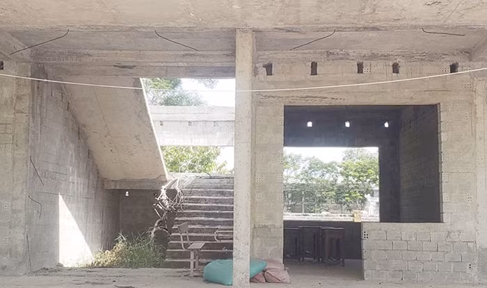 Trường xây dựng dở dang vì doanh nghiệp tài trợ “kêu” khó khăn tài chính -0