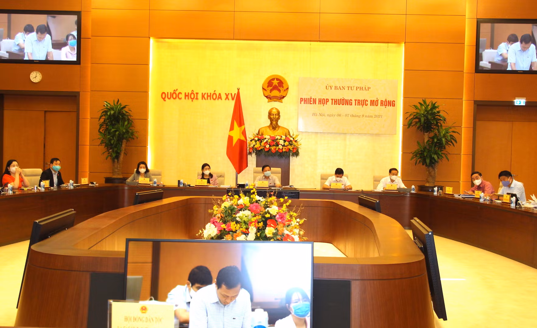 Lực lượng Công an vừa tăng cường phòng, chống dịch, vừa bảo đảm phòng, chống tội phạm -0