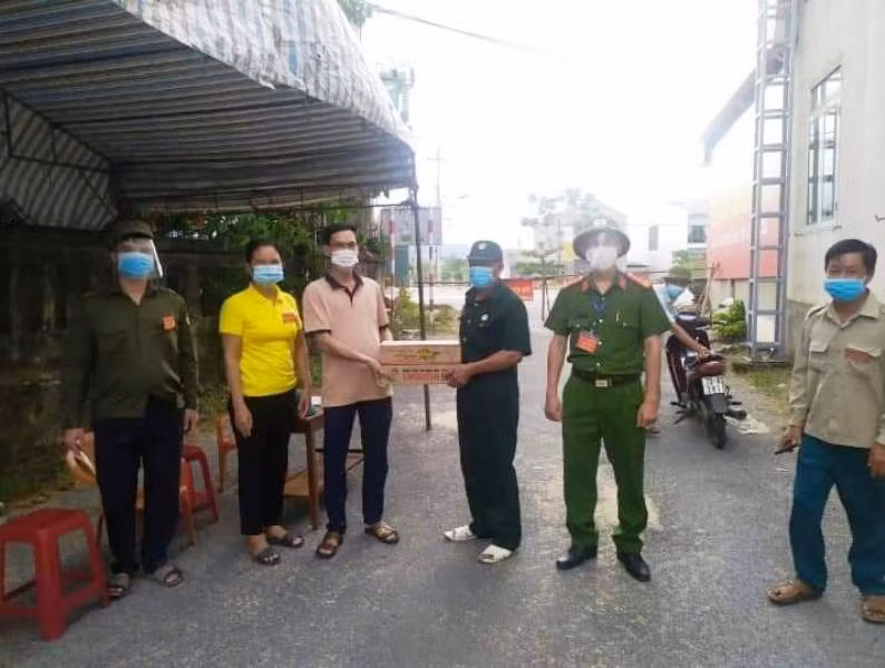 Cách làm hay cần nhân rộng việc đảm bảo lương thực thực phẩm cho người dân trong vùng dịch -0