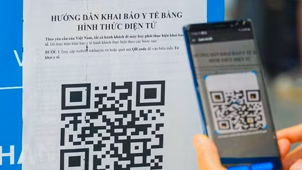 100% điểm bán hàng thiết yếu phải quét mã QR code khi khách đến mua sắm