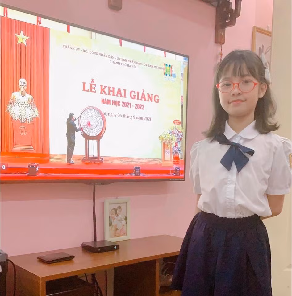 Nhiều cảm xúc trong lễ khai giảng năm học mới “chưa từng có” -0