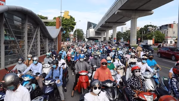 Thủ tướng: Tiến tới bình thường hóa với dịch bệnh, xem COVID-19 là bệnh đặc hữu ảnh 4