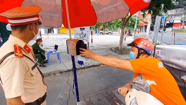 Gắn mã QR tra cứu thông tin các tuyến đường phục vụ người dân và du khách ảnh 4
