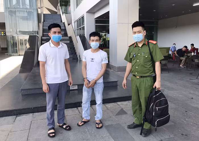 Tầm nã mùa đại dịch -0