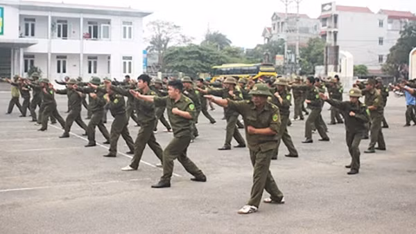Tuyên truyền bằng ứng dụng Zoom, Fanpage, móc khóa an ninh ảnh 2