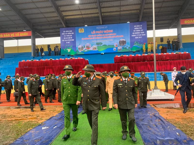 Bộ trưởng Tô Lâm phát động bảo vệ môi trường, bảo vệ đa dạng sinh học, hưởng ứng Tết trồng cây mừng Xuân Nhâm Dần 2022 trong toàn lực lượng CAND -0