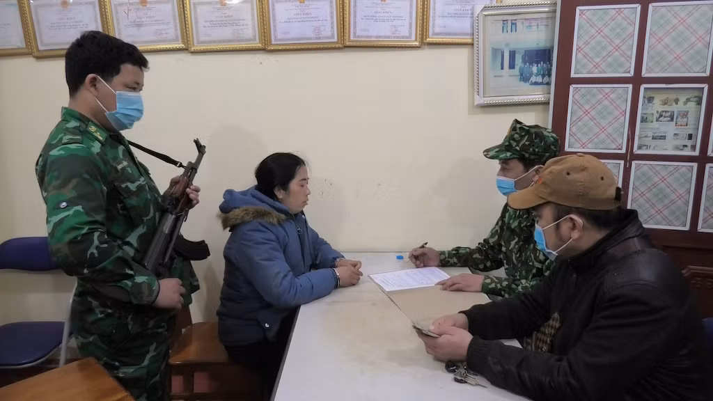BĐBP phối hợp với Công an phá 2 chuyên án, thu giữ 144 bánh heroin -0