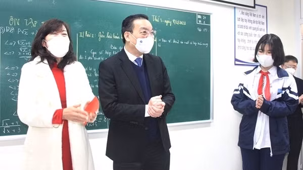 Éo le cảnh mở cửa trường nhưng không "mở bếp" ảnh 3