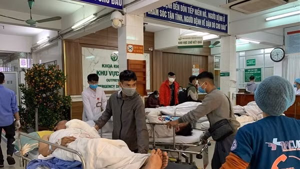 Khởi tố bắt giam các đối tượng rượt đuổi, đánh người trên Quốc lộ 12A ảnh 4