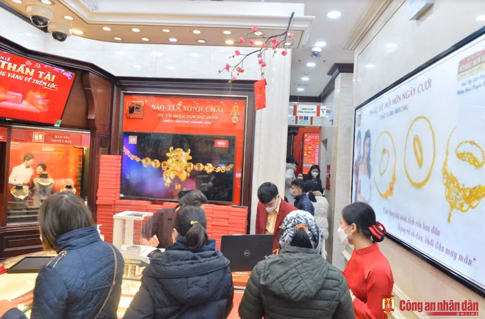 trannhantong.jpg -1