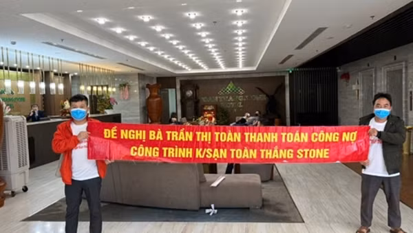 Chủ tịch HĐQT chi tiền giải cứu nhân viên ảnh 2