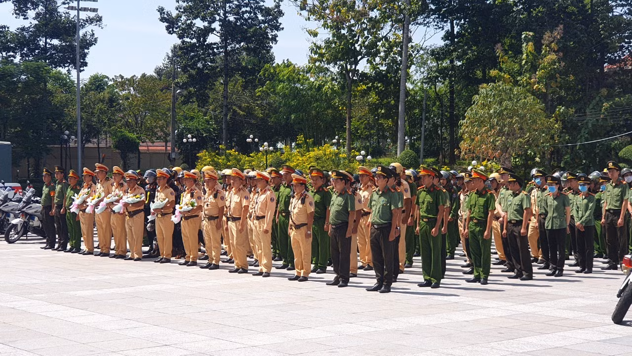 Công an Bình Dương thành lập 5 Tổ tuần tra đặc biệt 171 -0