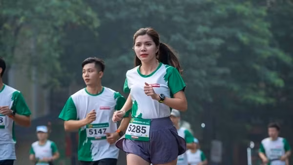 Gần 800 người tham gia Giải chạy “Race for Green Life - Lối sống xanh cho một tương lai bền vững”
