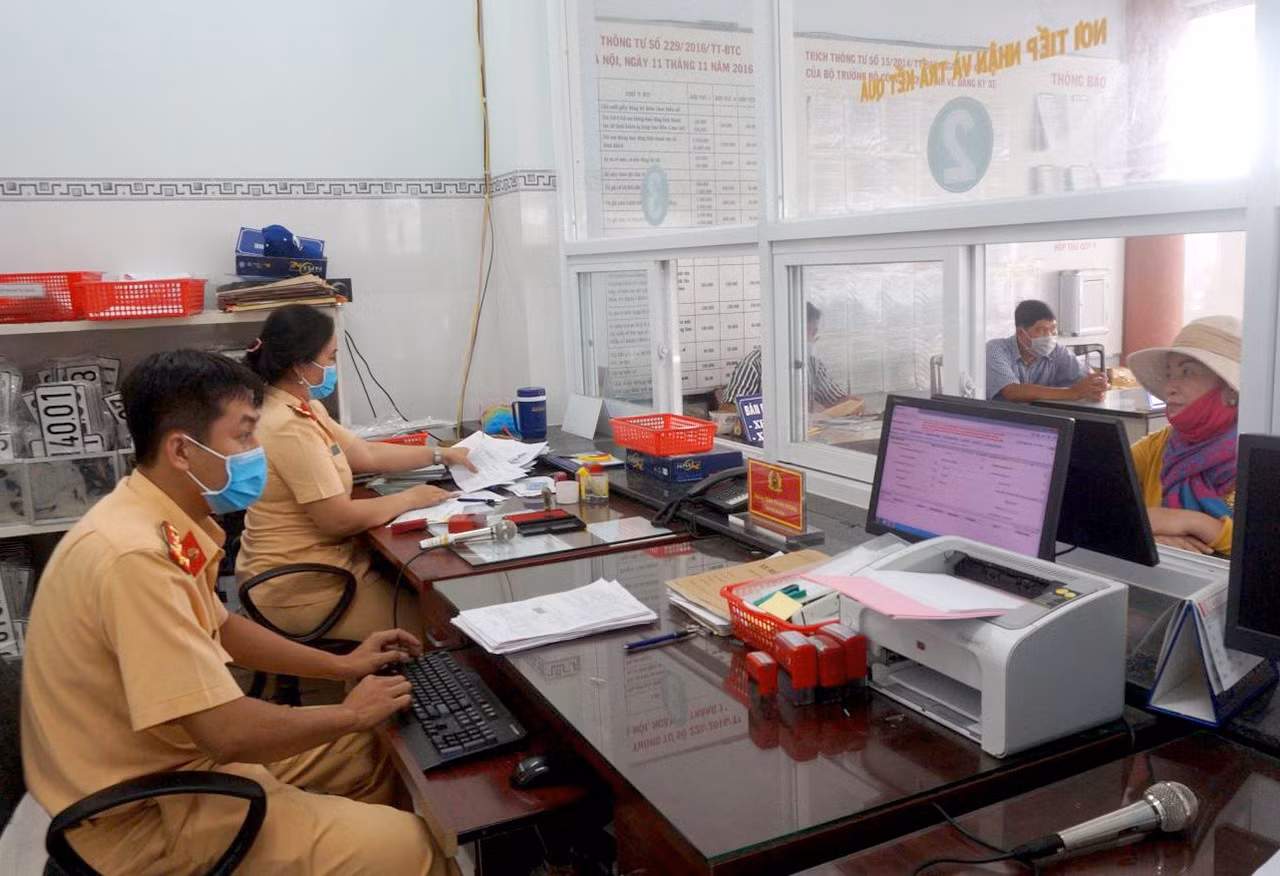 Sẵn sàng cho phân cấp đăng ký xe tại 122 Công an cấp xã tại Nghệ An ảnh 4